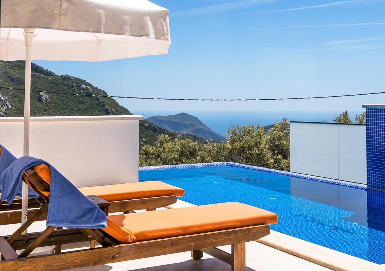 Villa 1 Sleeps 2 Honeymoon Isolated Infinity-Villa Orkide Uzumlu  Buitenkant foto