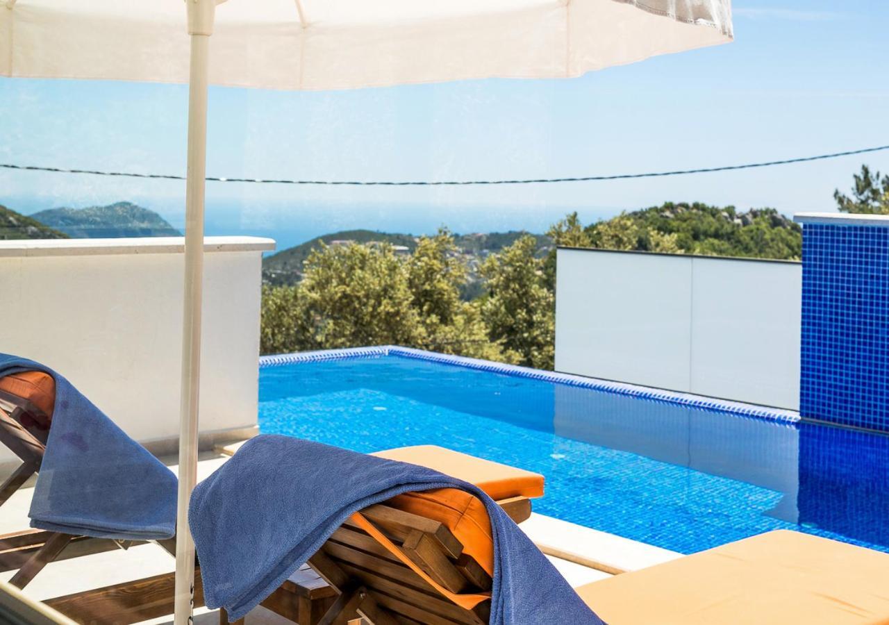 Villa 1 Sleeps 2 Honeymoon Isolated Infinity-Villa Orkide Uzumlu  Buitenkant foto